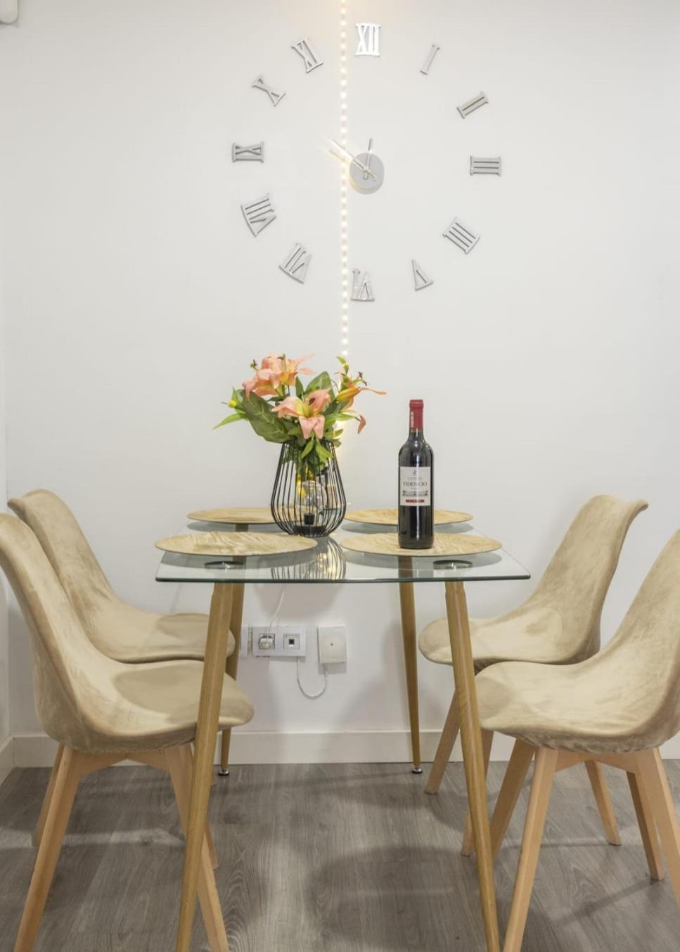 סרגוסה Apartamento Cerca Del Pilar מראה חיצוני תמונה